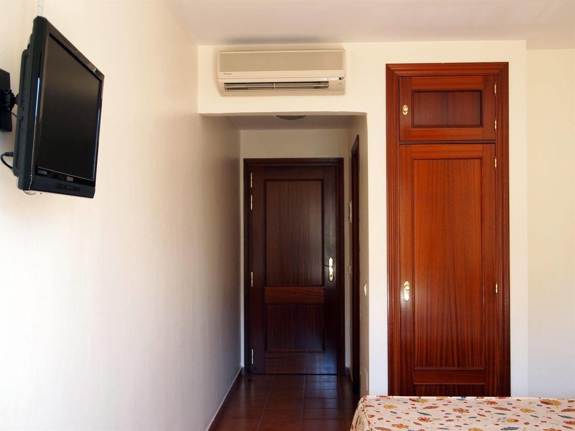 Hotel Galicia ฟูเอนฮิโรลา ภายนอก รูปภาพ