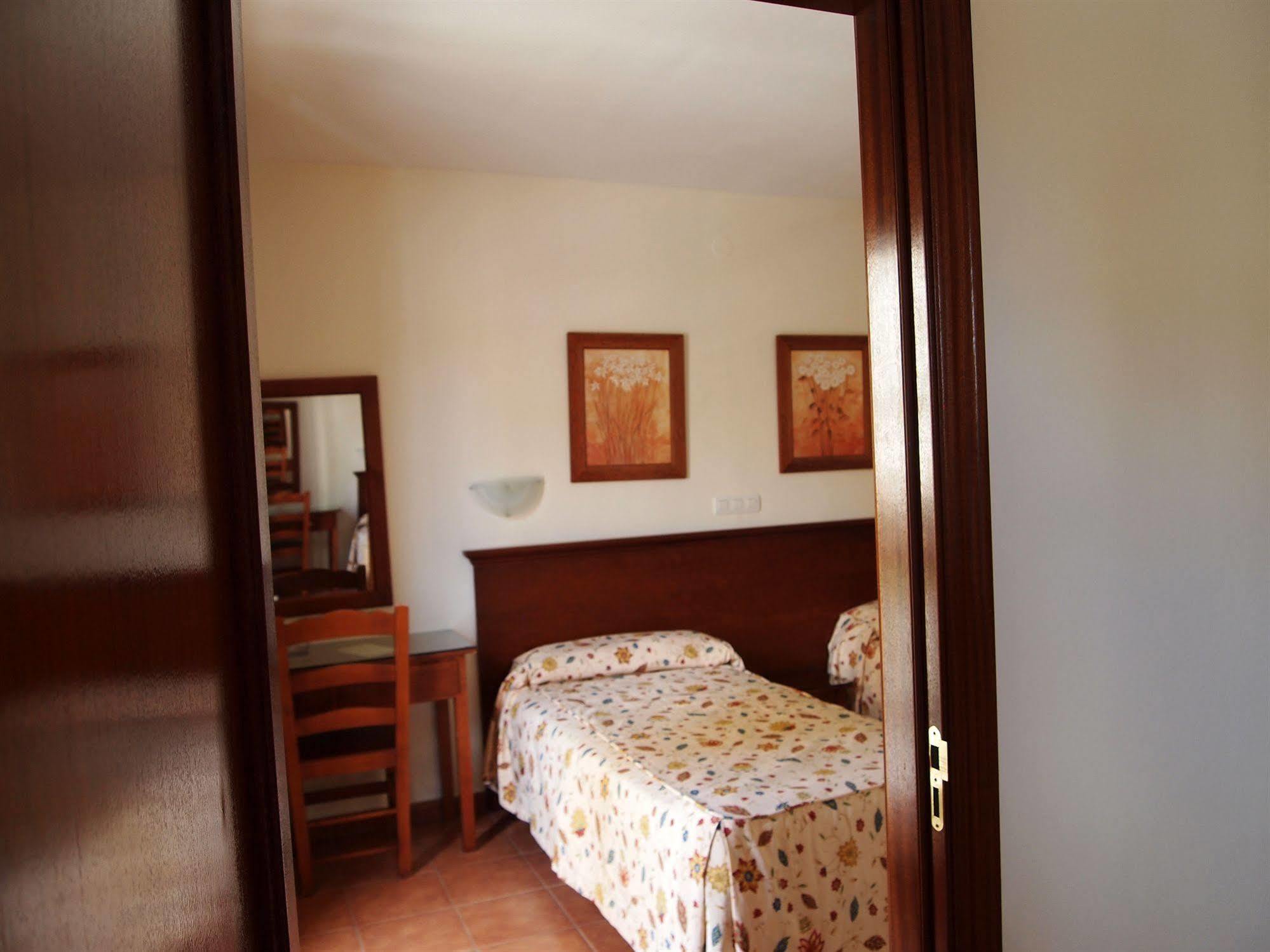 Hotel Galicia ฟูเอนฮิโรลา ภายนอก รูปภาพ